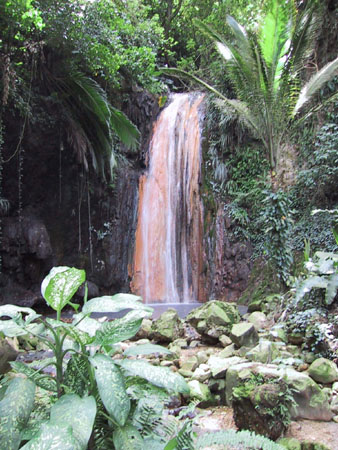 Tour_Waterfall_1