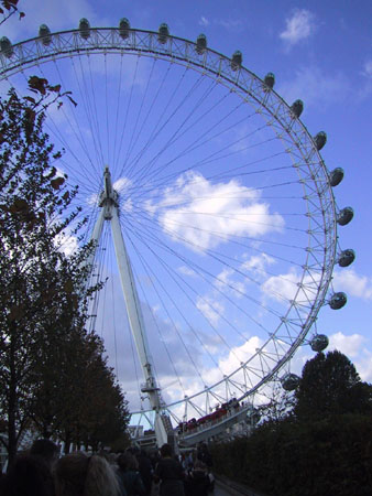 01-LondonEye